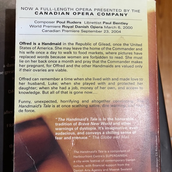 3/$25 Margaret Atwood - The Handmaid’s Tale - Picture 4 of 5